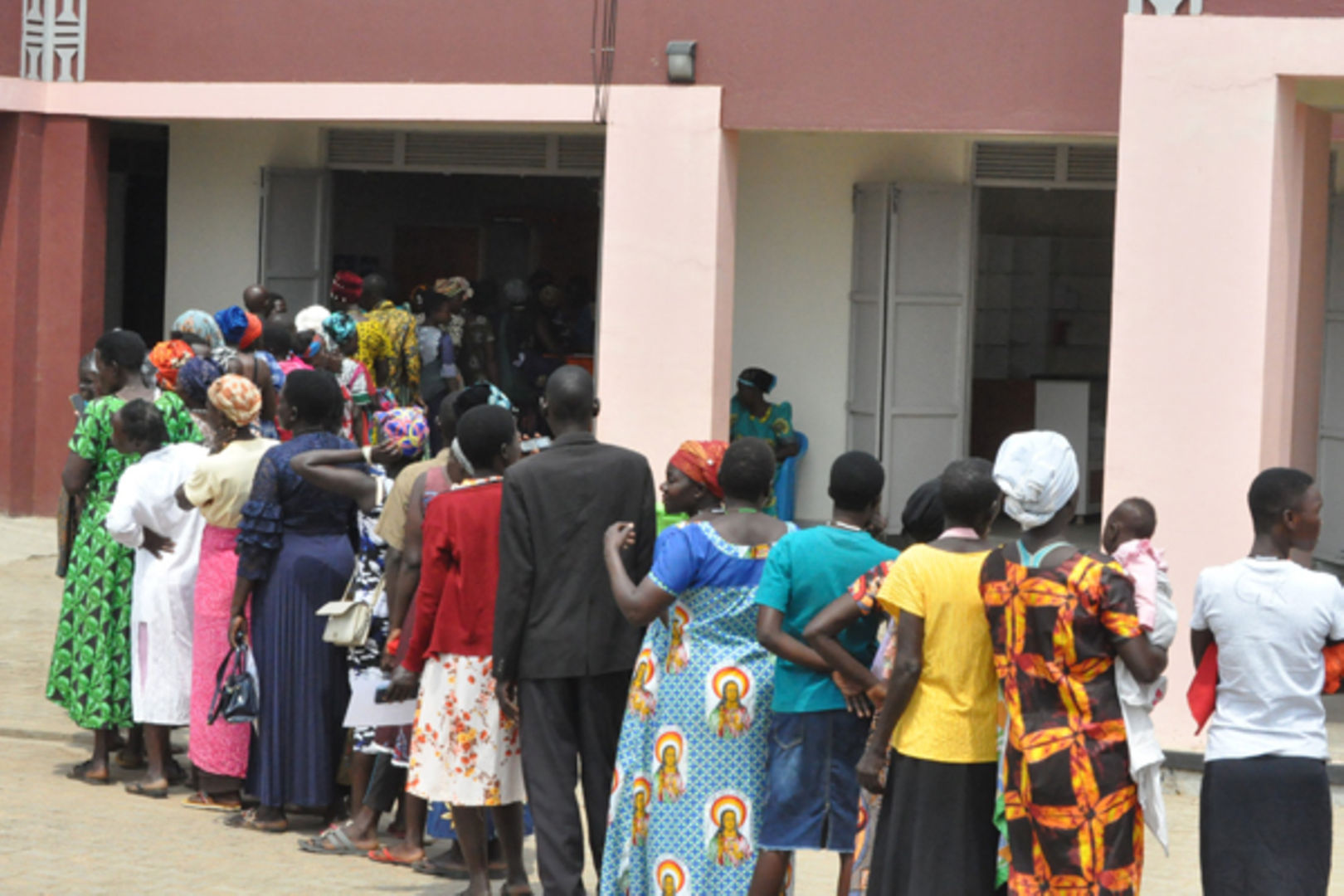 Build a community clinic in Pakwach